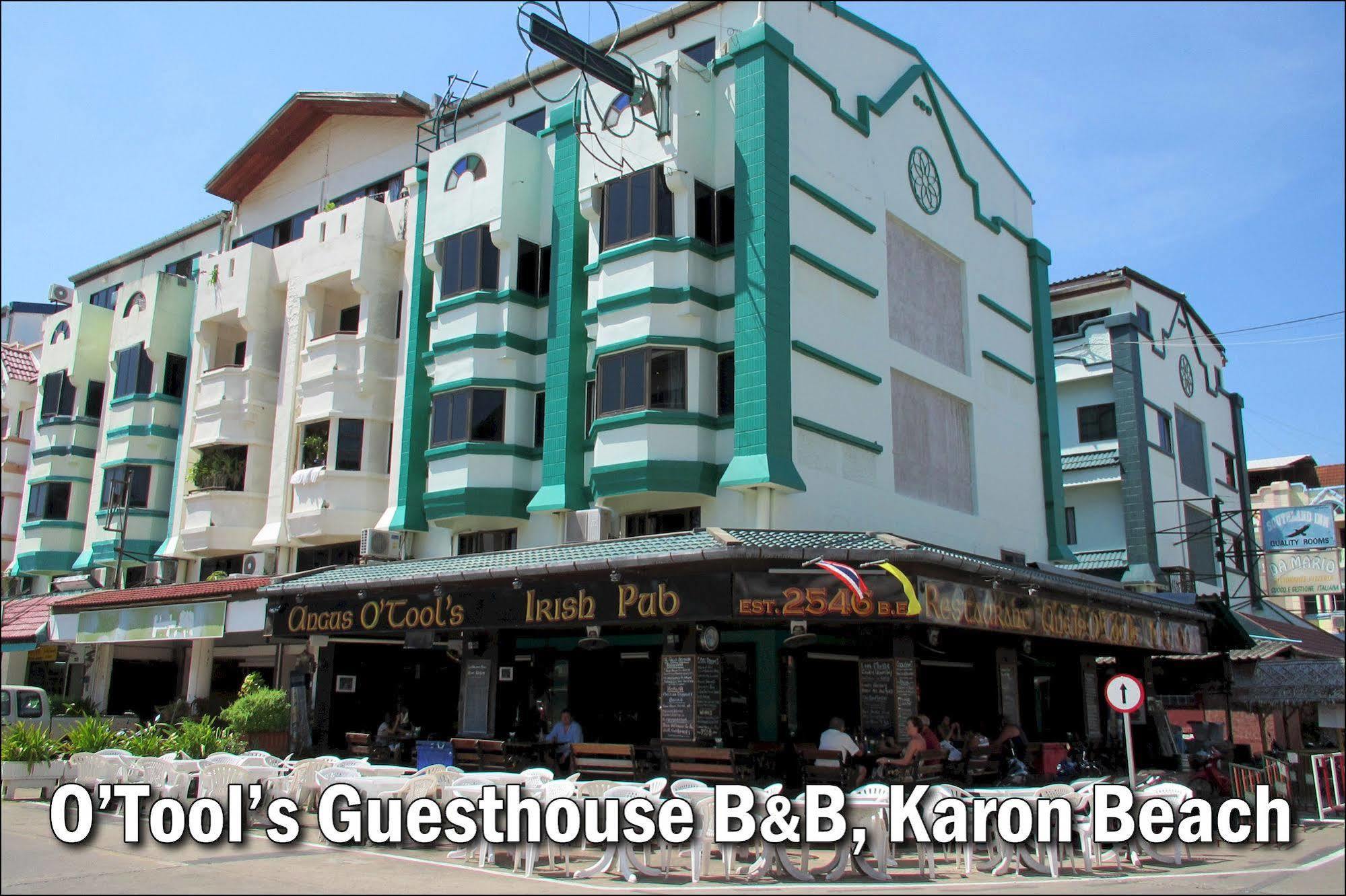 Angus O'Tool's Irish Pub Pensión Karon Exterior foto
